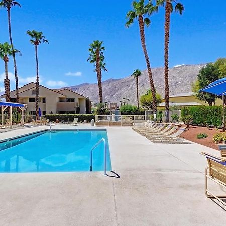 Modern Plaza Villas Oasis Palm Springs Exterior foto